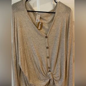 NWT 7th Ray Oatmeal Button up top- Large